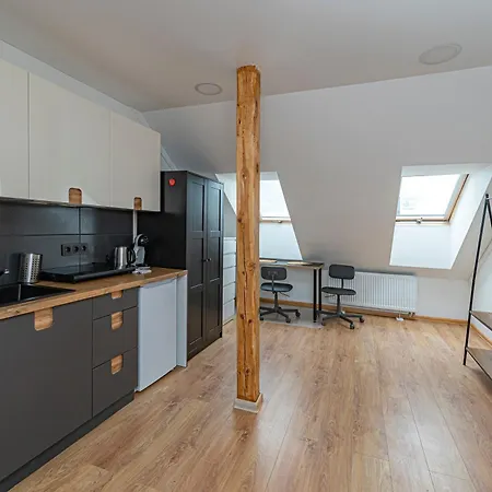 Apartment By Hostlovers