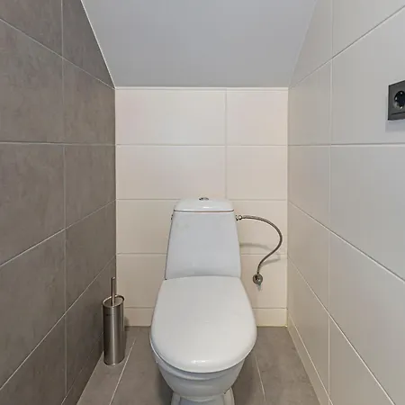 By Hostlovers Apartment